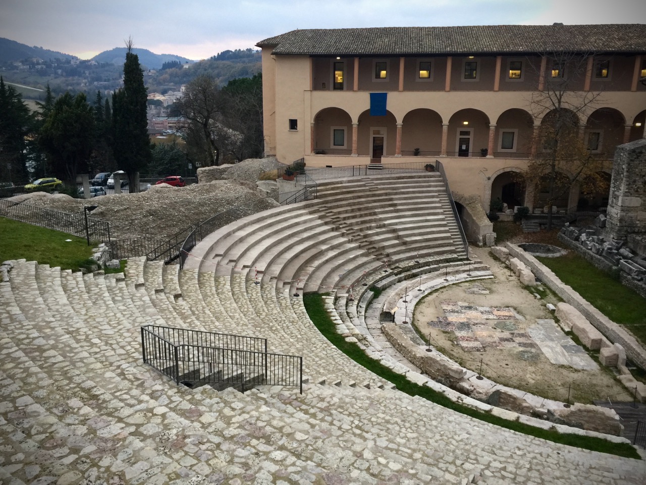 Cosa-Vedere-a-Spoleto-Teatro-Romano